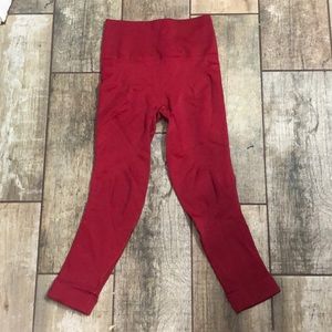 LULULEMON red leggings!